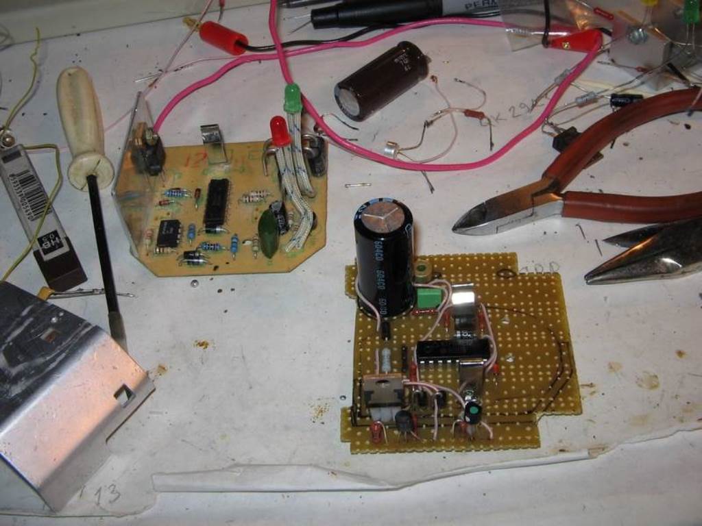 Самодельная зарядка для шуруповерта 12 вольт. Трансформатор на 12 вольт для шуруповерта. Зарядка для шуруповерта 14. Зарядное устройство для шуруповерта jda-22 sturm. Самодельный аккумулятор для шуруповёрта 12 вольт.